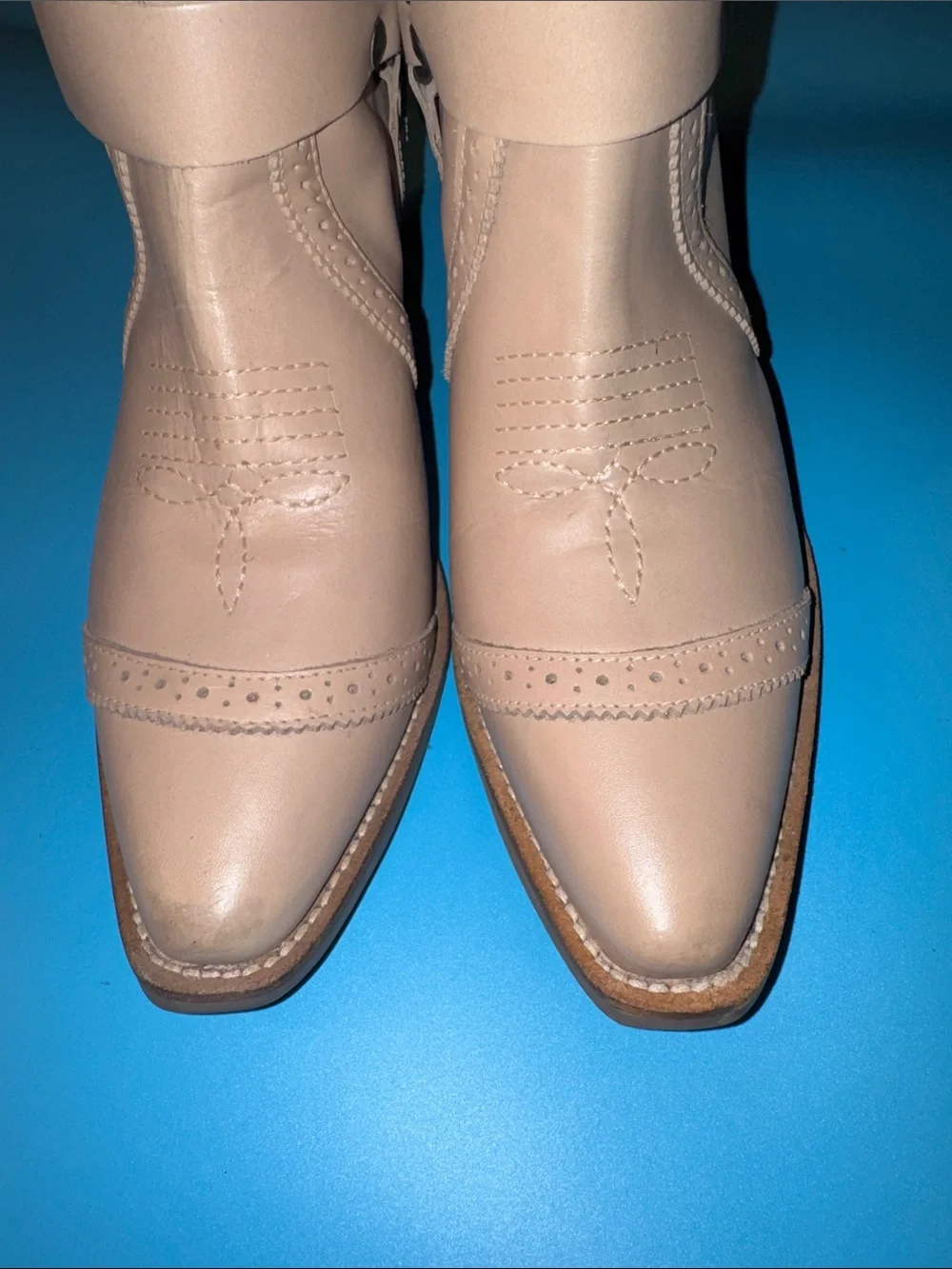 Dingo Beige Western Harness Ankle Boots Sz 9 NWTGS